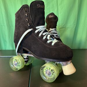 Black Suede Quad Roller Skate with Mint Laces